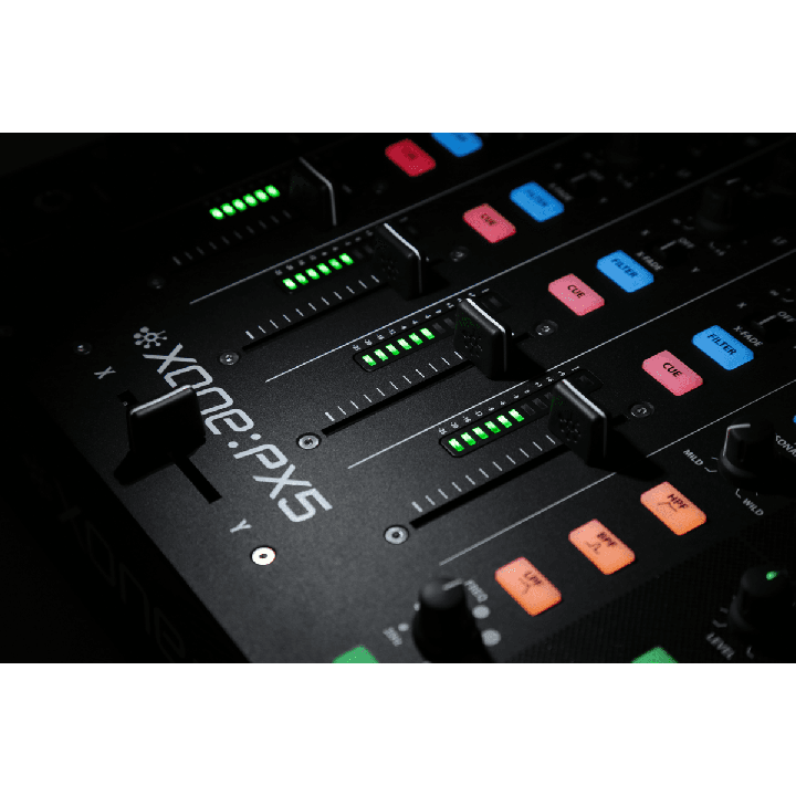 Allen & Heath Xone:PX5 | Table de mixage DJ hybride 4 canaux