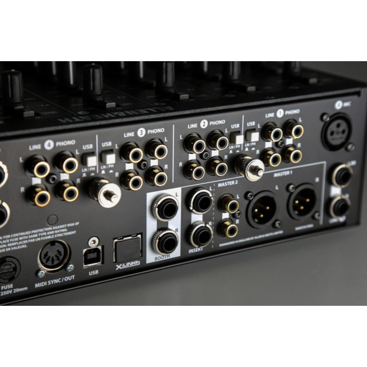 Allen & Heath Xone:PX5 | Table de mixage DJ hybride 4 canaux